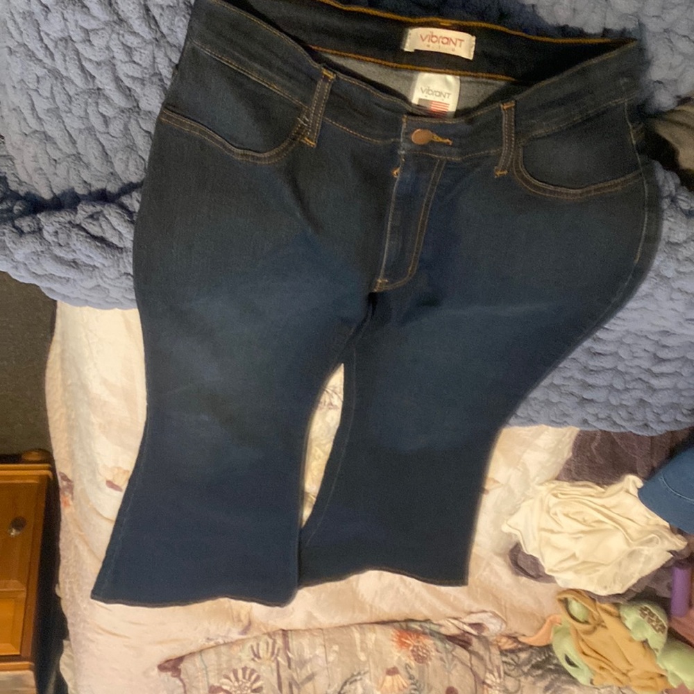 Very stretchy Flare Jeans from Vibrant.